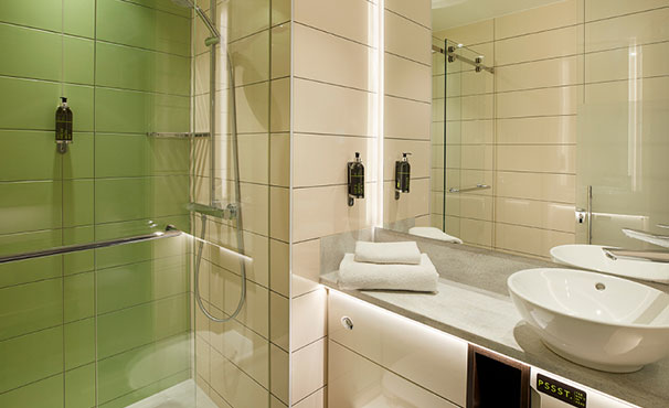 image-of-clean-green-and-white-bathroom